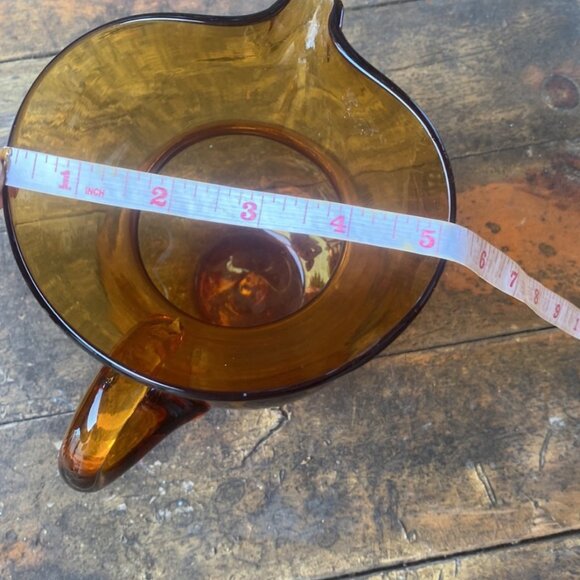 77-(VK). Vintage. Kitchen. Amber. Glass. Juice Set. - Picture 11 of 13